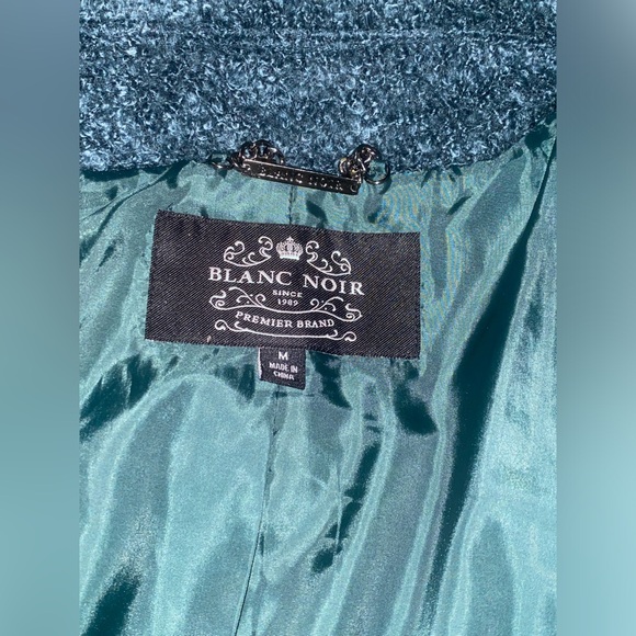 BLANC NOIR Women’s Winter Coat. Size Medium - Picture 10 of 16